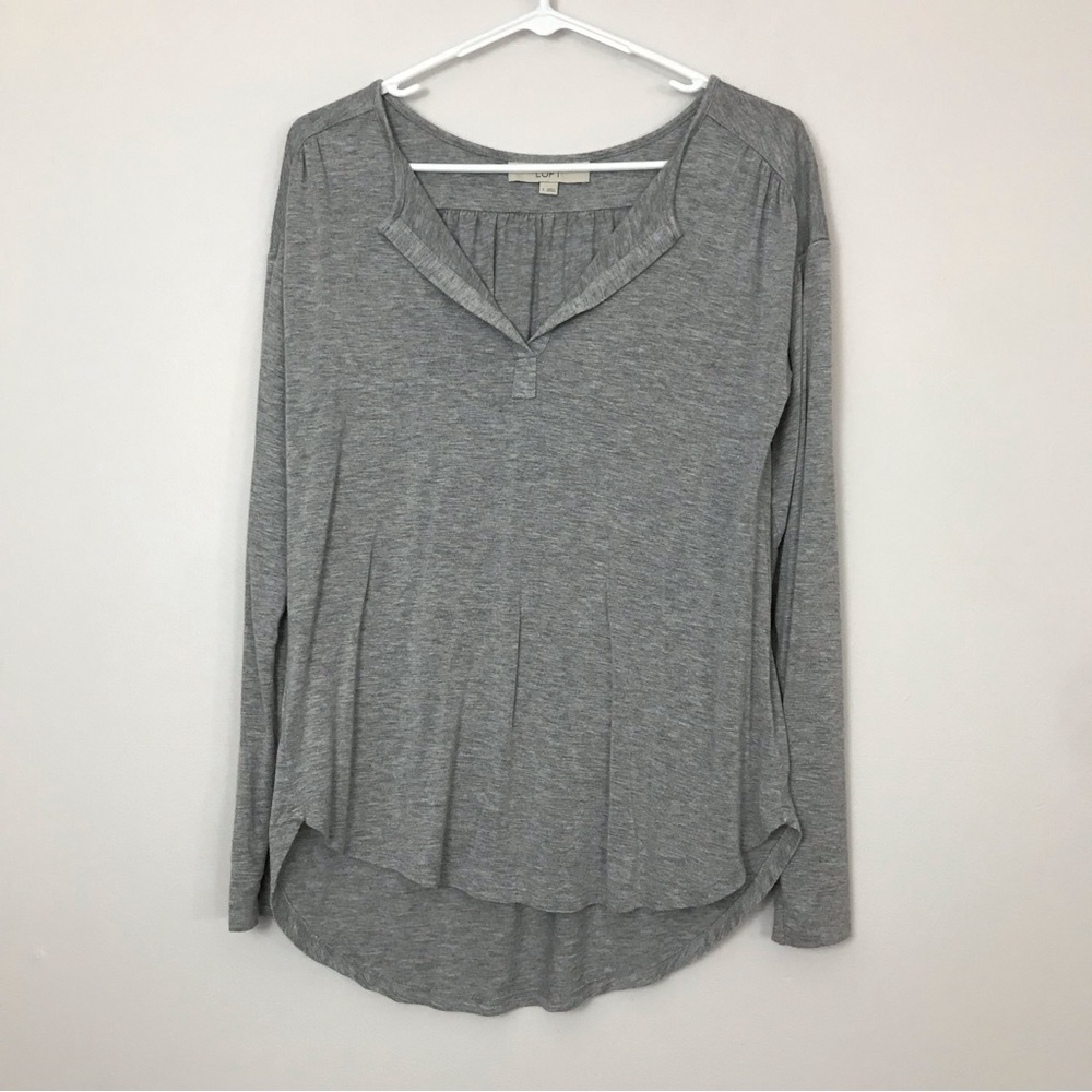 Ann Taylor Loft Light Gray Women's Small Long Sleeve Stretch Comfy Casual V Neck